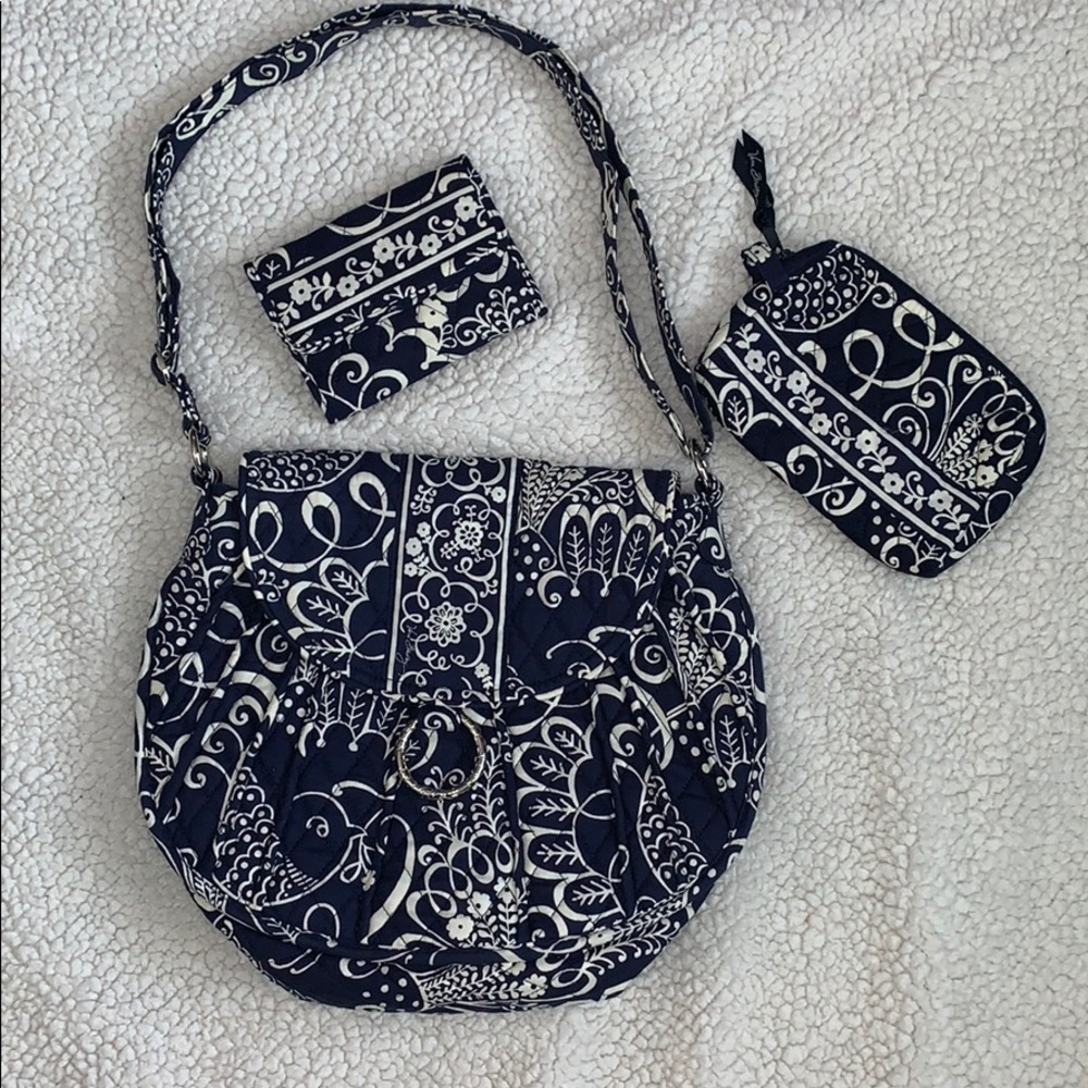 Like new! Vera Bradley Purse, Wallet & Makeup Bag